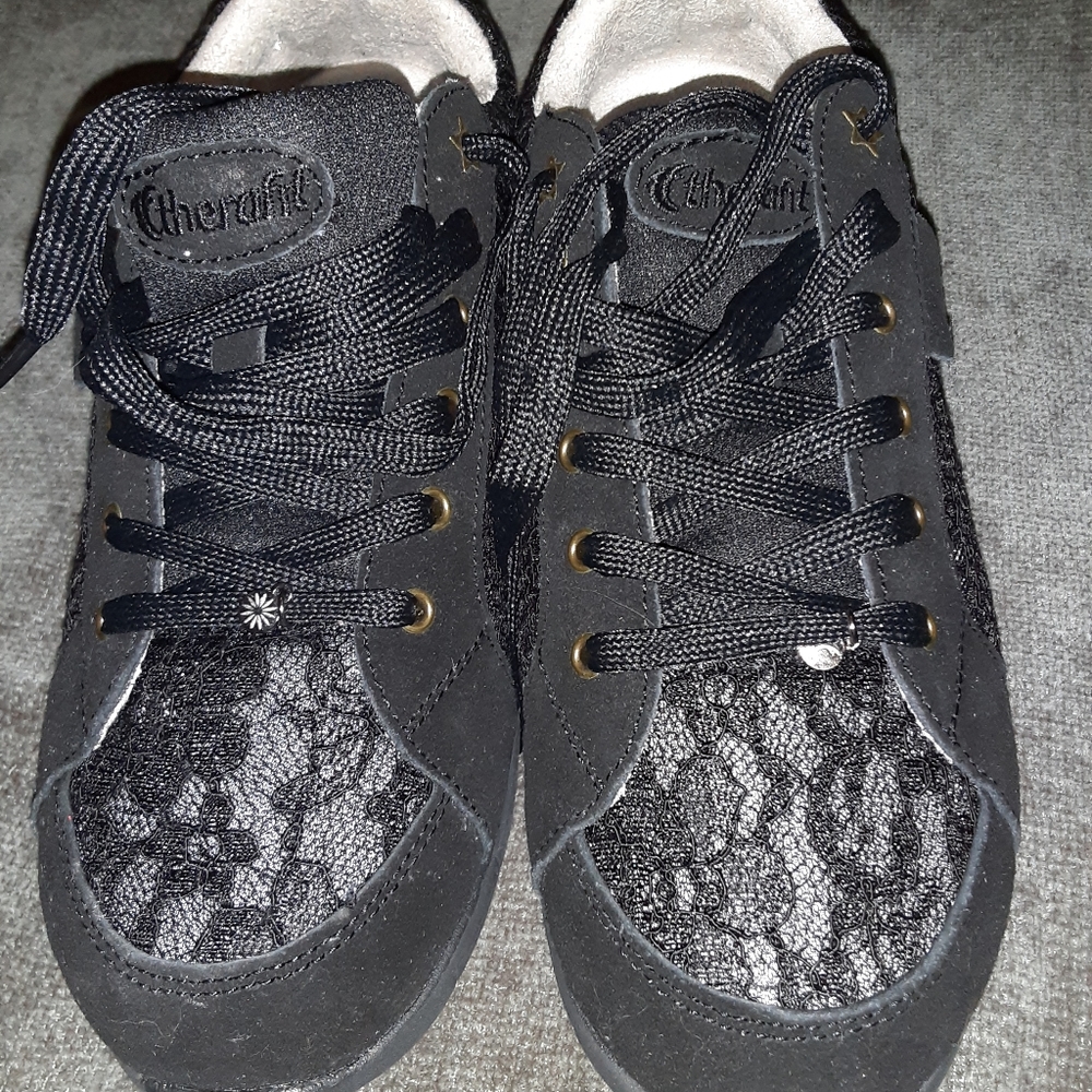 Therafit Black with lace accents Size 9